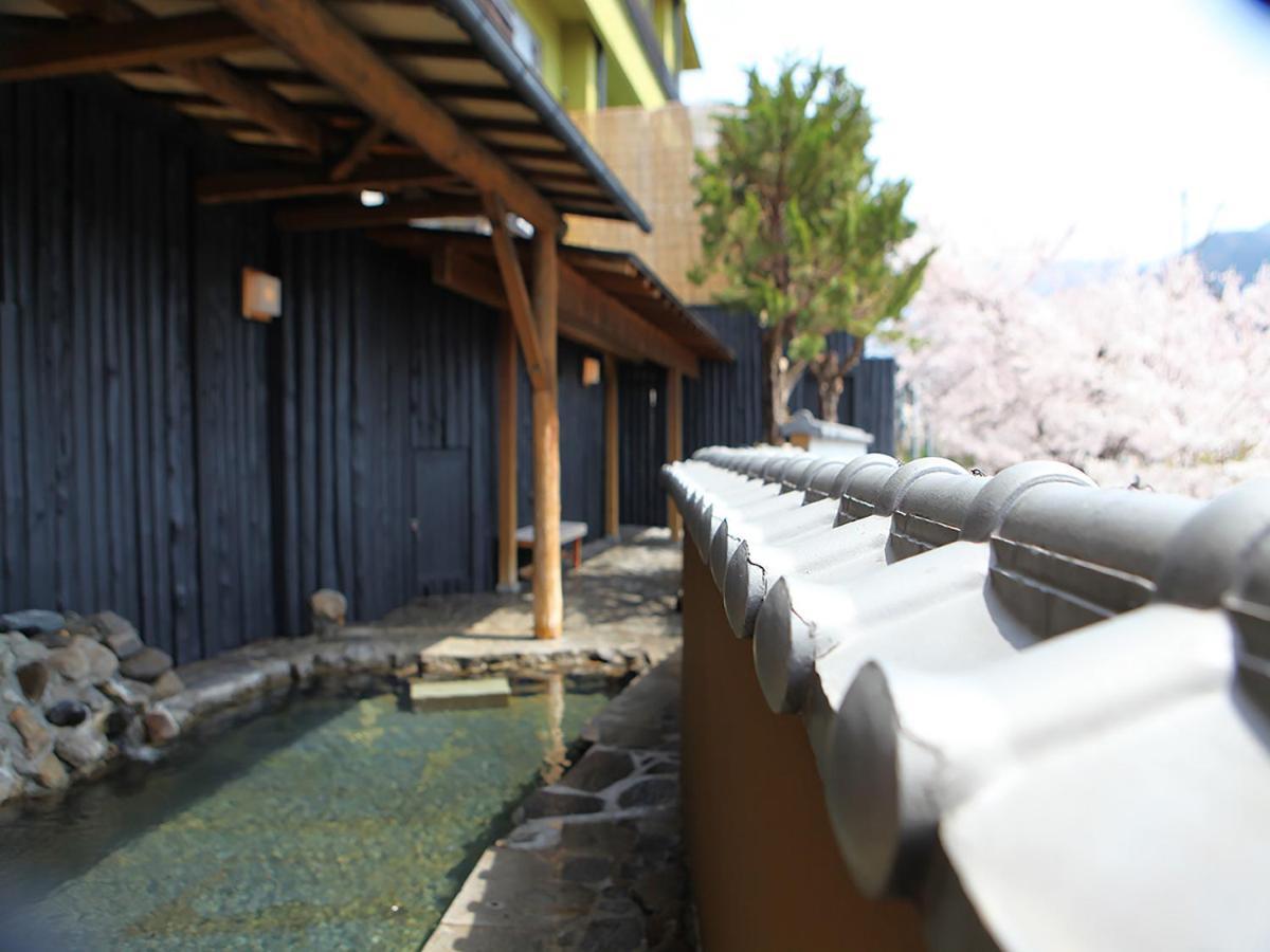 Ryokan Biyunoyado Yamanouchi  Buitenkant foto